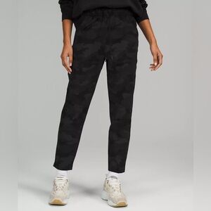 Lululemon - On The Fly‎ Pant Black Grey Camp - Drawstring Size 10